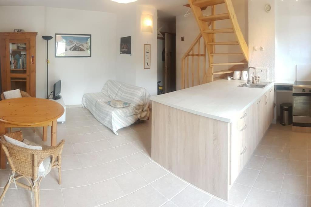 Beau Duplex Lumineux A La Montagne Nice Flat Just Underneath Mtblanc Les Houches Exterior foto